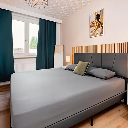 Atlas Living - Business Fuer Bis Zu 6 Gaeste 아파트