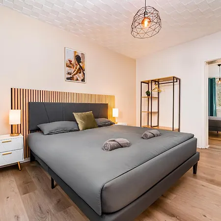 Atlas Living - Business Fuer Bis Zu 6 Gaeste
